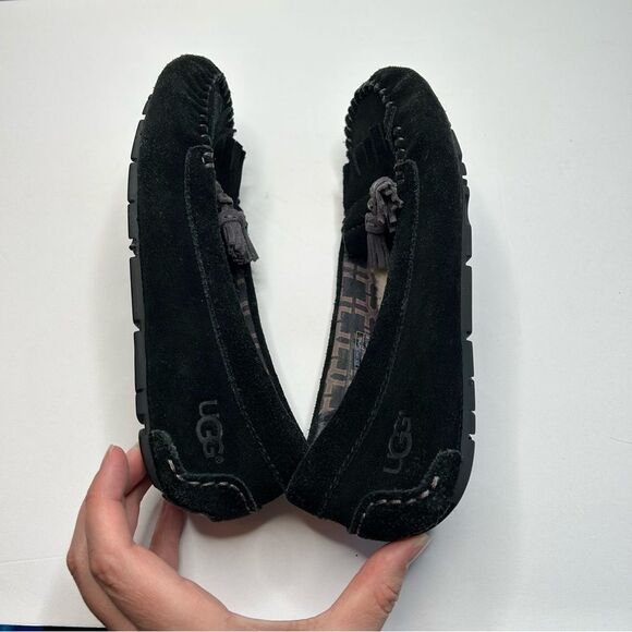 UGG Women's Black Suede Moccasins 7 - Picture 10 of 11